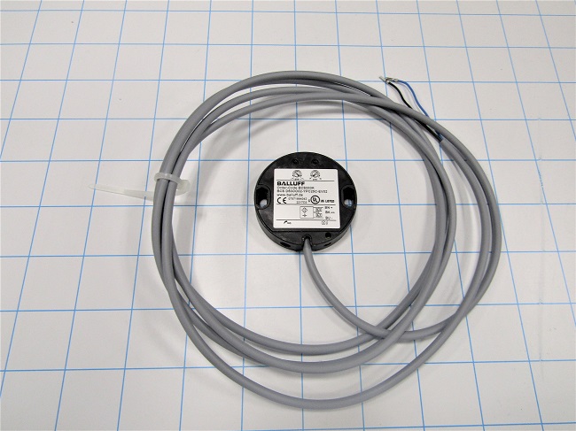 Capacitive Proximity Switch, 30mm Sensing Range, NPN/PNP, NO/NC, 2m Cable, 10-30VDC