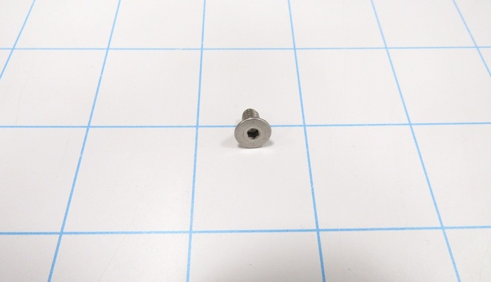 Machine Screws, Flat Head, Stainless Steel, Thread Size 8-32, Screw Length 5/16 in., Right Hand