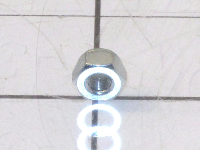 Nuts, Elastic Stop, 10-32 Thread Size, Right Hand, Steel, Zinc, With Nylon