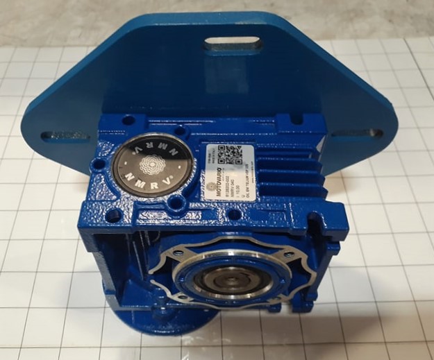 REDUCER MOUNT ASSEMBLY