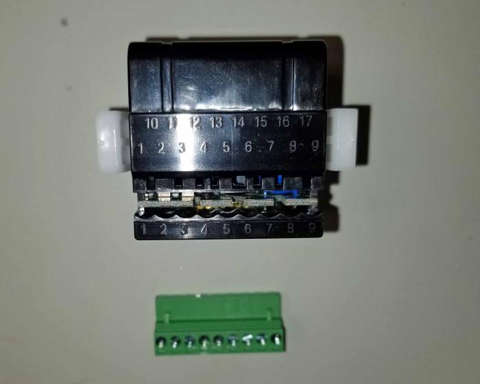 Temperature Controller, Temperature LIMIT, J, K, T THERMOCOUPLE, 4 ALARMS, 100-240VAC